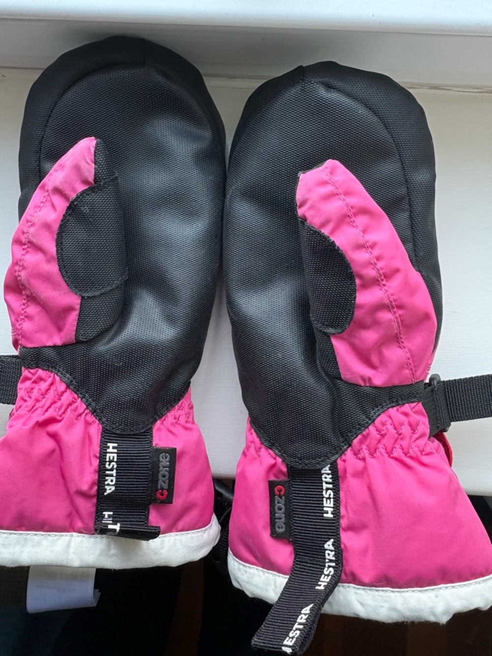 Hestra Kids Ski Mittens in Pink and Black